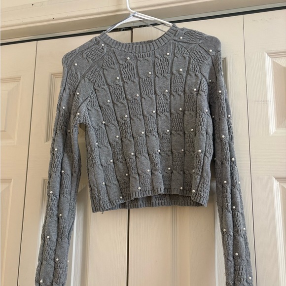 Sweaters - Gray Pearl-Accent Cable Knit Women's Sweater